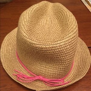 Lilly Pulitzer Straw Hat with pink piping 💕🌴🌞